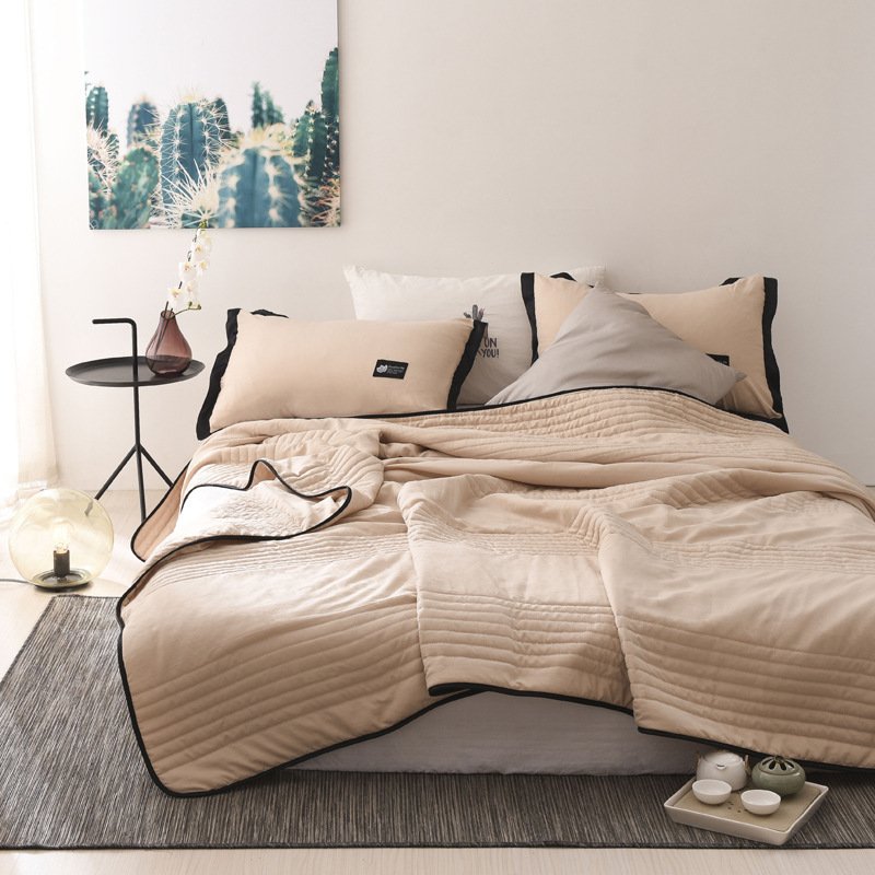 Double Air-conditioning Quilt With Solid Color Thin Quilt Double Air-conditioning Quilt With Solid Color Thin Quilt