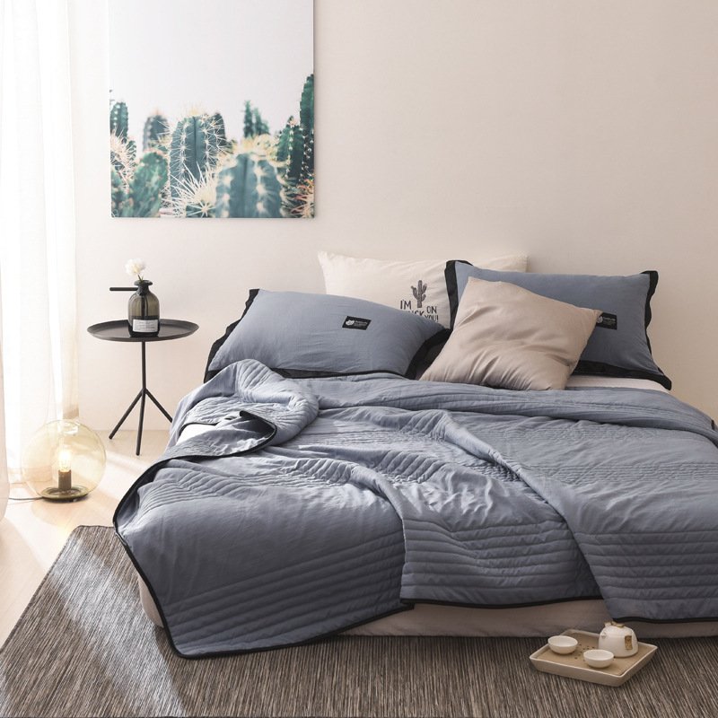 Double Air-conditioning Quilt With Solid Color Thin Quilt Double Air-conditioning Quilt With Solid Color Thin Quilt