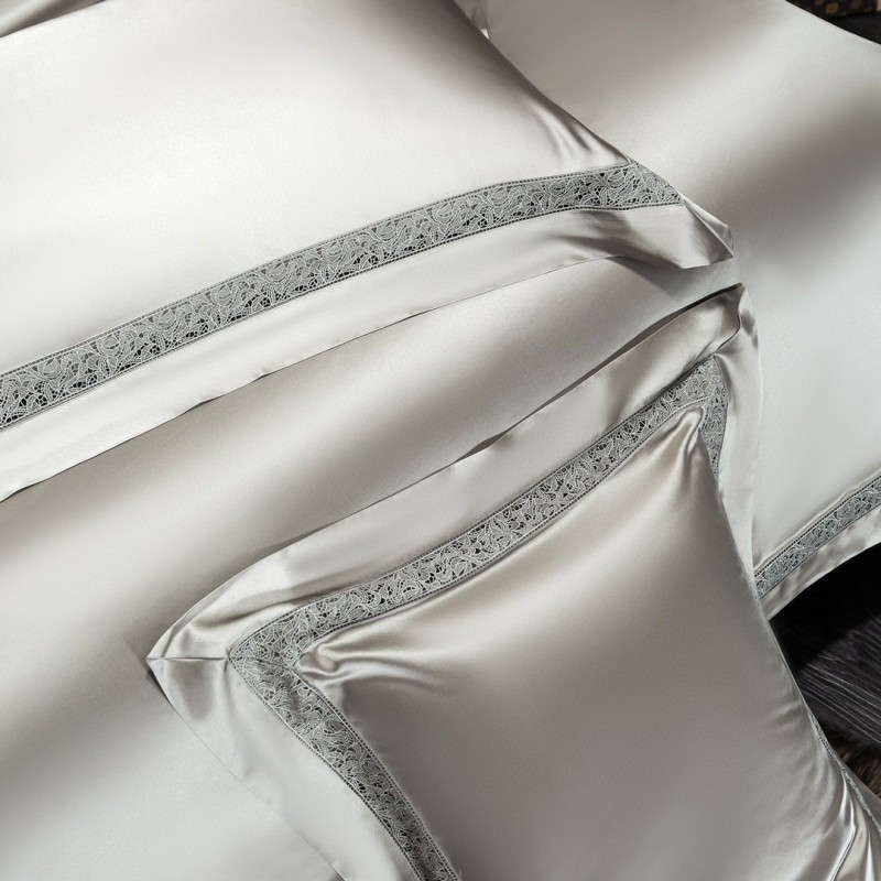 Silk Cotton Satin Hollow-out Four-piece Bedding Set