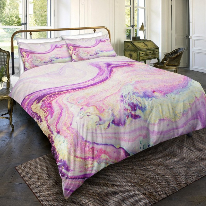 Three-piece Gilt Marble Bedding Set Three-piece Gilt Marble Bedding Set