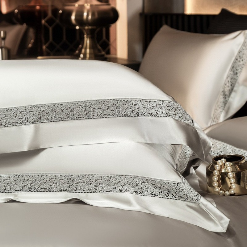 Silk Cotton Satin Hollow-out Four-piece Bedding Set